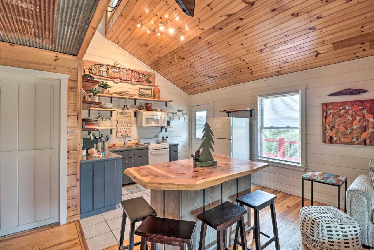 Cheery Pet-Friendly Studio With Shared Fire Pit Mountain View Exteriér fotografie