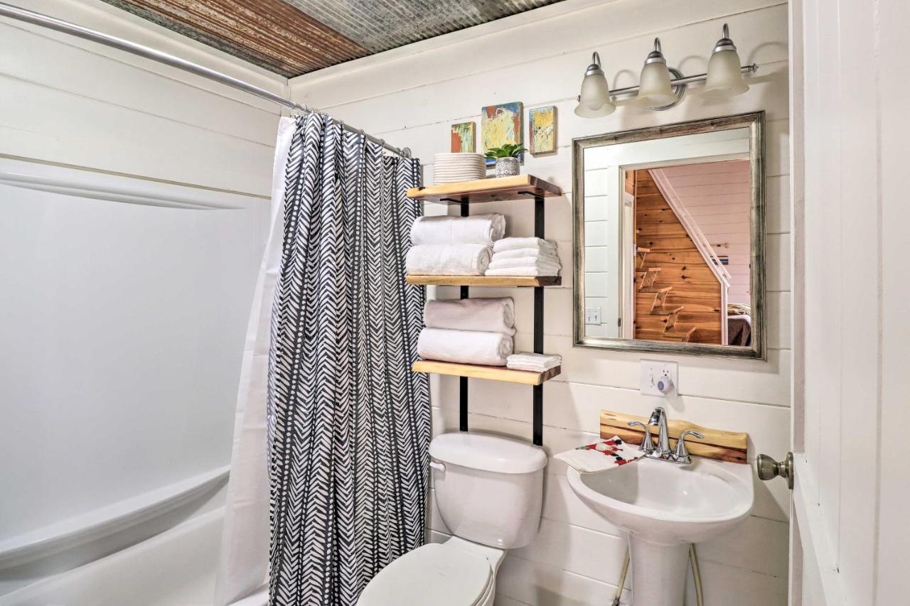 Cheery Pet-Friendly Studio With Shared Fire Pit Mountain View Exteriér fotografie