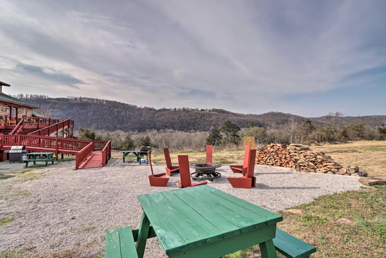 Cheery Pet-Friendly Studio With Shared Fire Pit Mountain View Exteriér fotografie